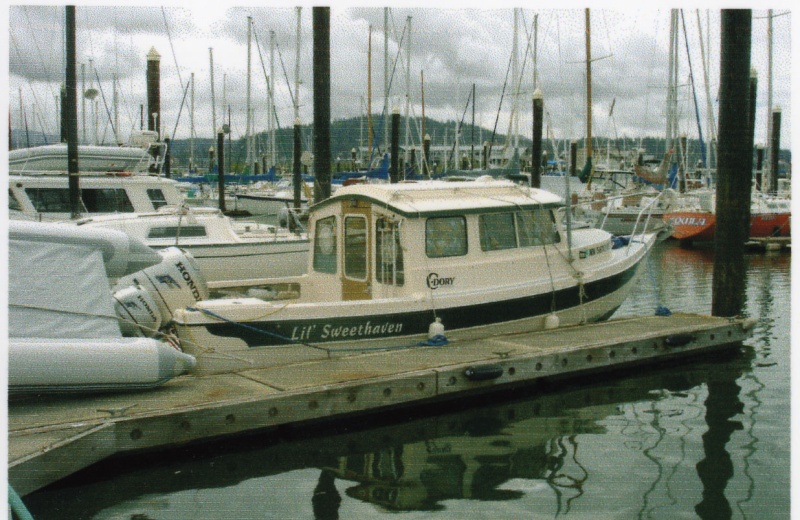 June 2006 - Bellingham
Lil' Sweethaven with new bottom paint
