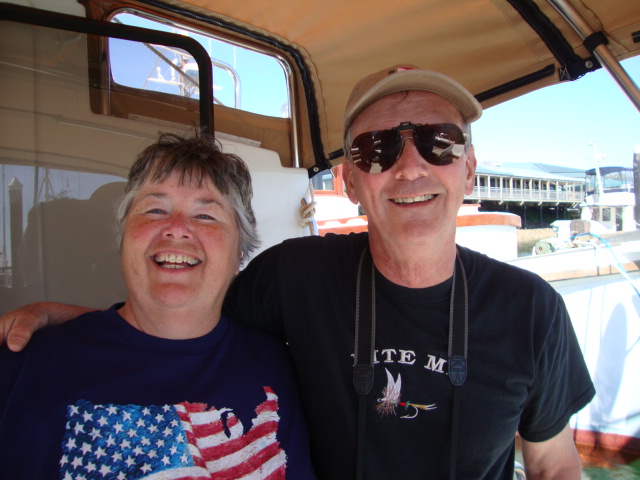 Kathy & Merv 
(KINGFISHER II)