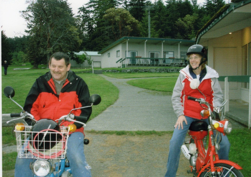 Ken & Marge (Blue-C) Not being able to locate that tattoo parlor, they ended up at the bakery.