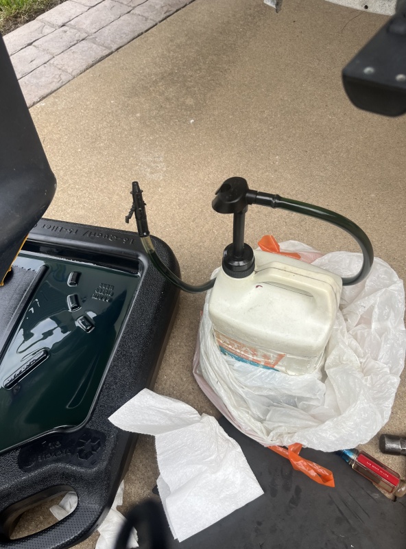 Lower unit oil pump