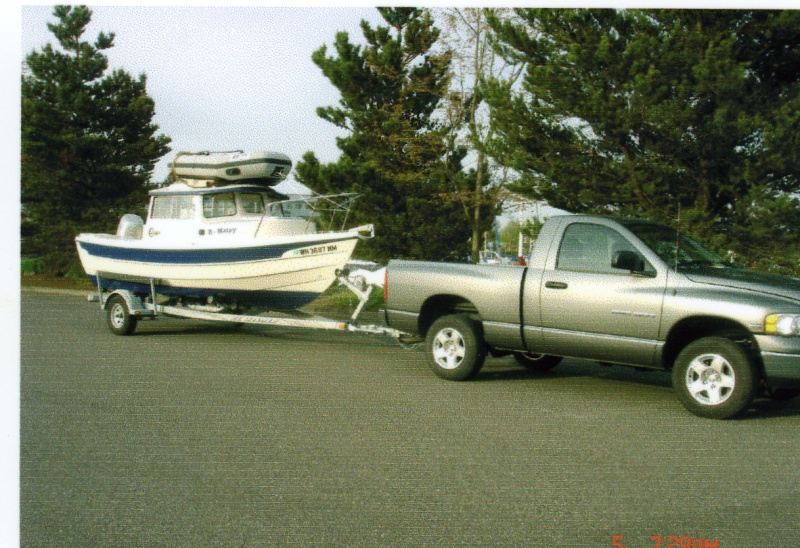 May 2006 Squalicum Harbor parking lot:
Getting ready to go to Lopez Island.