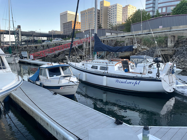 Mooring at Foss Harbor Marina. 16 foot boot in a 30 foot slip.