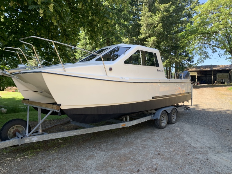 New bottom paint and detail