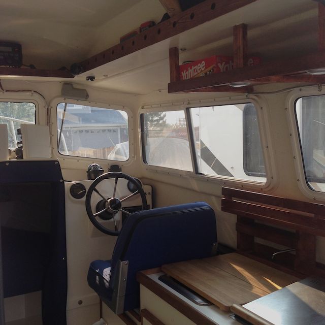 New ceiling shelf starboard