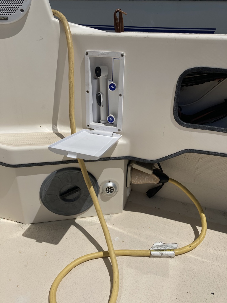 outdoor shower - cold only