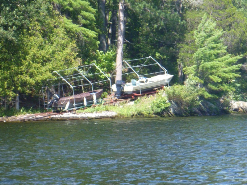 P1020308 Lots of these little railway systems to be able to get boats on the hard easier