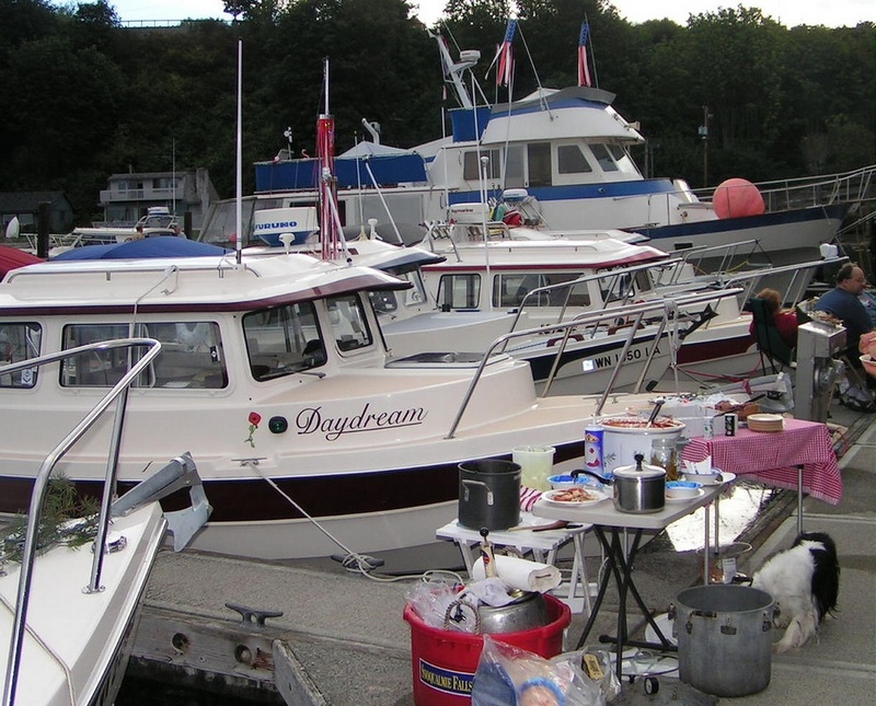 (Pat Anderson) Mussels, Beans and a Keg of Snoqualmie Falls Copperhead - What More Could Anybody Want?