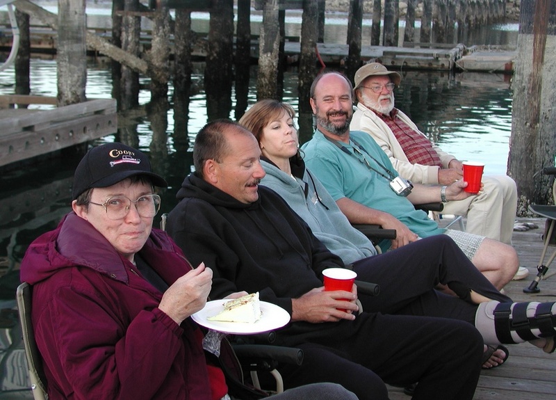 (Pat Anderson) Ruth (R-Matey), Jon (C-Lou), Dana, Bill & Bob (Da Nag)
