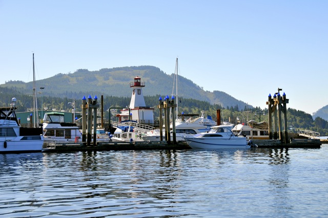 Return to Alberni... very steep ramp full of logs awaits!