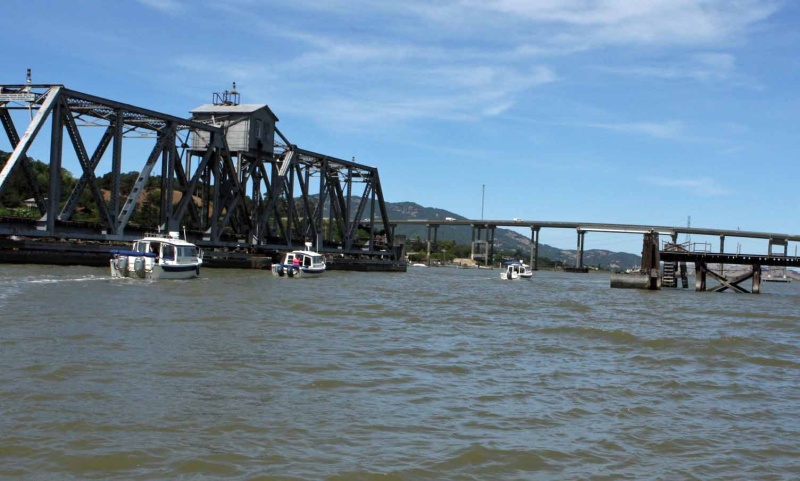 Rio Vista 032a, going up the Petaluma River