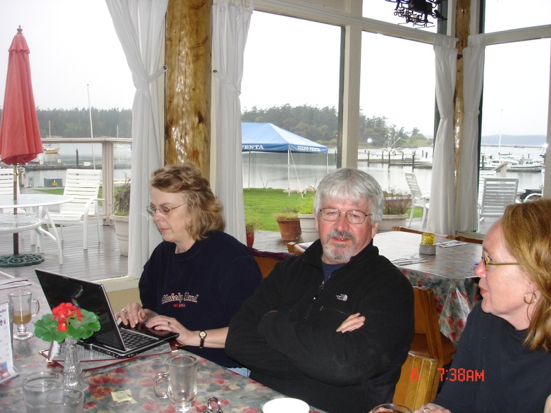 Robbin & Fred 
(ANITA MARIE) 
Shan (DAKOTA)