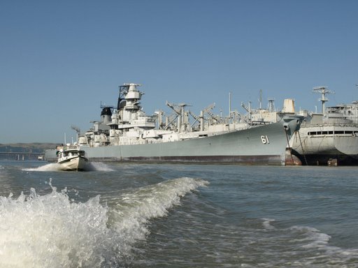 Sea Skipper outruns the ?Iowa?