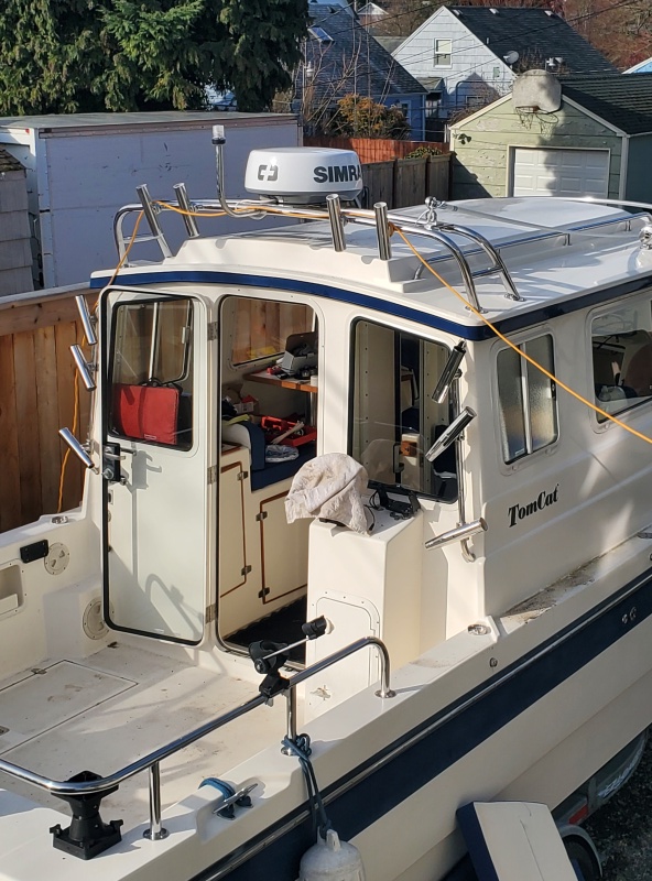 Simrad Halo 20+ paired with Lowrance HDS 12