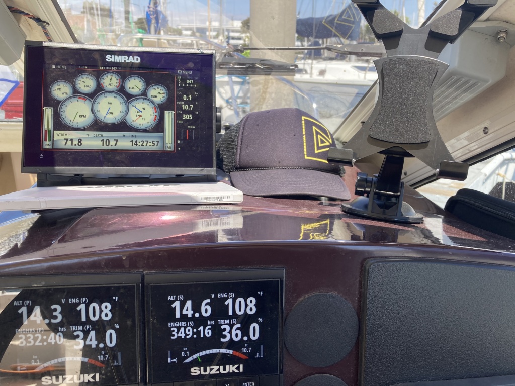 SIMRAD w/ suzuki's - engines last serviced at 300hrs 
JUST out of view - Fusion Stereo w/2 interior 2 exterior speakers.