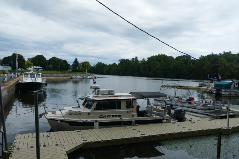 St Johnsville city dock.  Yes, that's the same Sabre lobster yacht that was at Amsterdam.