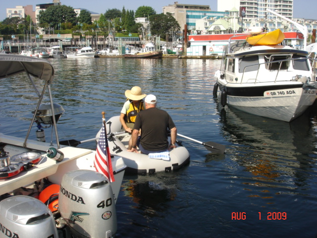 There goes Jan & Stacy
(C-CHANGE) trying out the
Alaskan Series dinghy