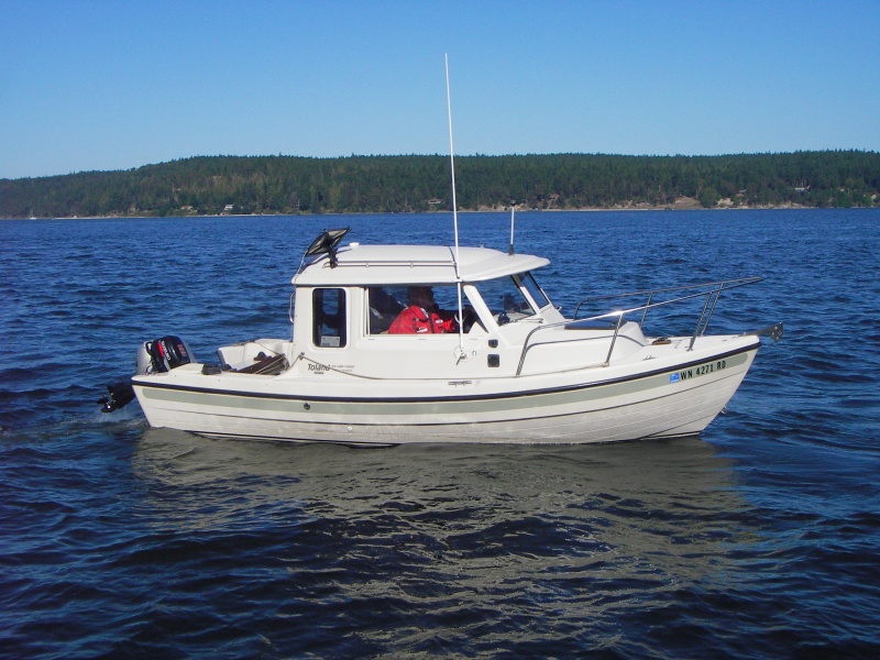 Toland 18-8, a precursor to the C-Dory, stopping by Sequim Bay StPk 08-CBGT.  Wish I had contact info. Linked to Toland 18-8 thread.