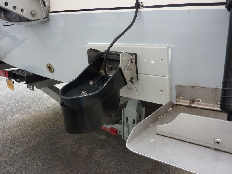 Transducer plates and Airmar TM 260