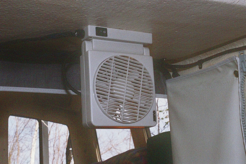V-Berth Folding Fan