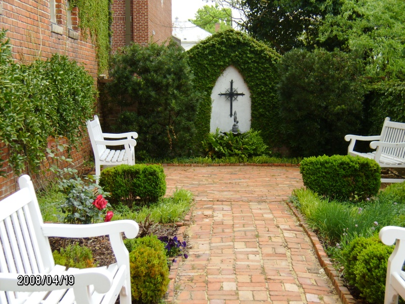 Washington NC
Herb Garden/Creamated Ashes are put here with a plaque listed with the names of those placed here.
